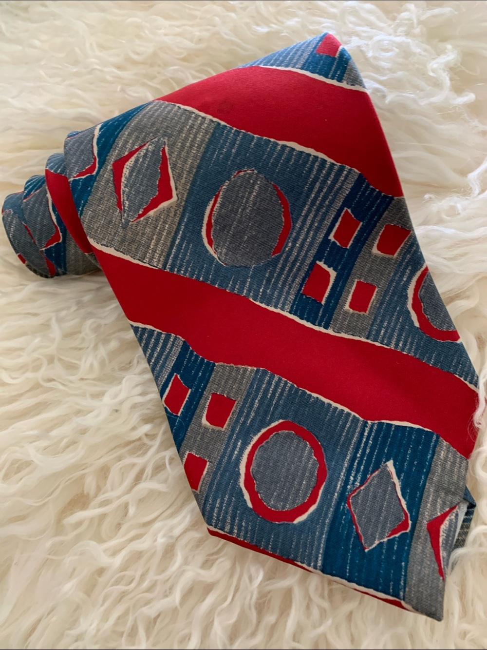 DIOR Silk Red and Blue Geometric Tie